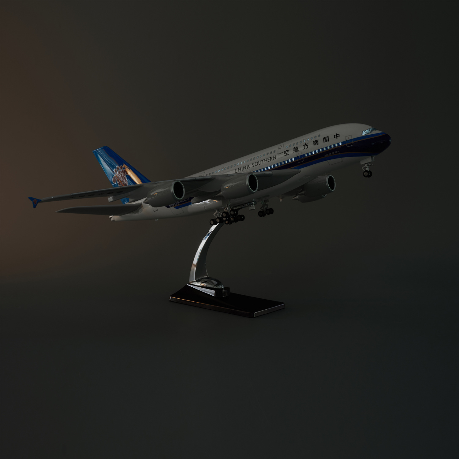 Model Pesawat A380 China South - Model Kit China ulasan dan harga