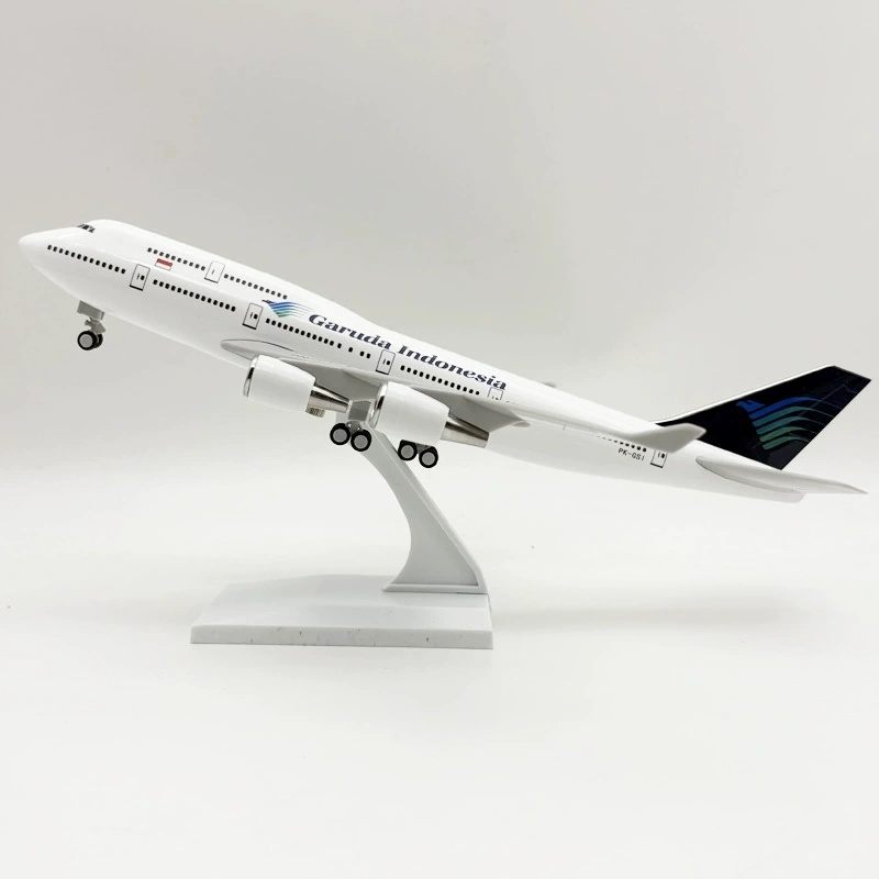 Model Pesawat 747 Skala 1/250  - Model Kit Indonesia ulasan dan harga