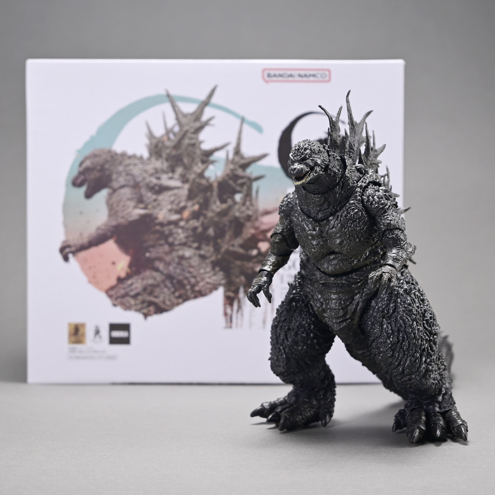 Tokoh aksi Godzilla Minus One  - Model Kit Kiryu ulasan dan harga