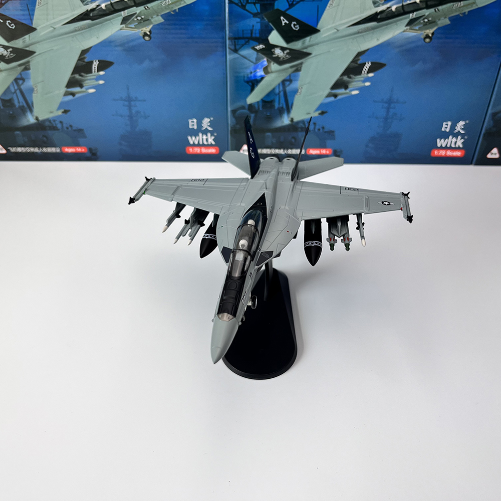 1/72 Skala U.S. F/A-18F Hornet - Model Kit Planes ulasan dan harga