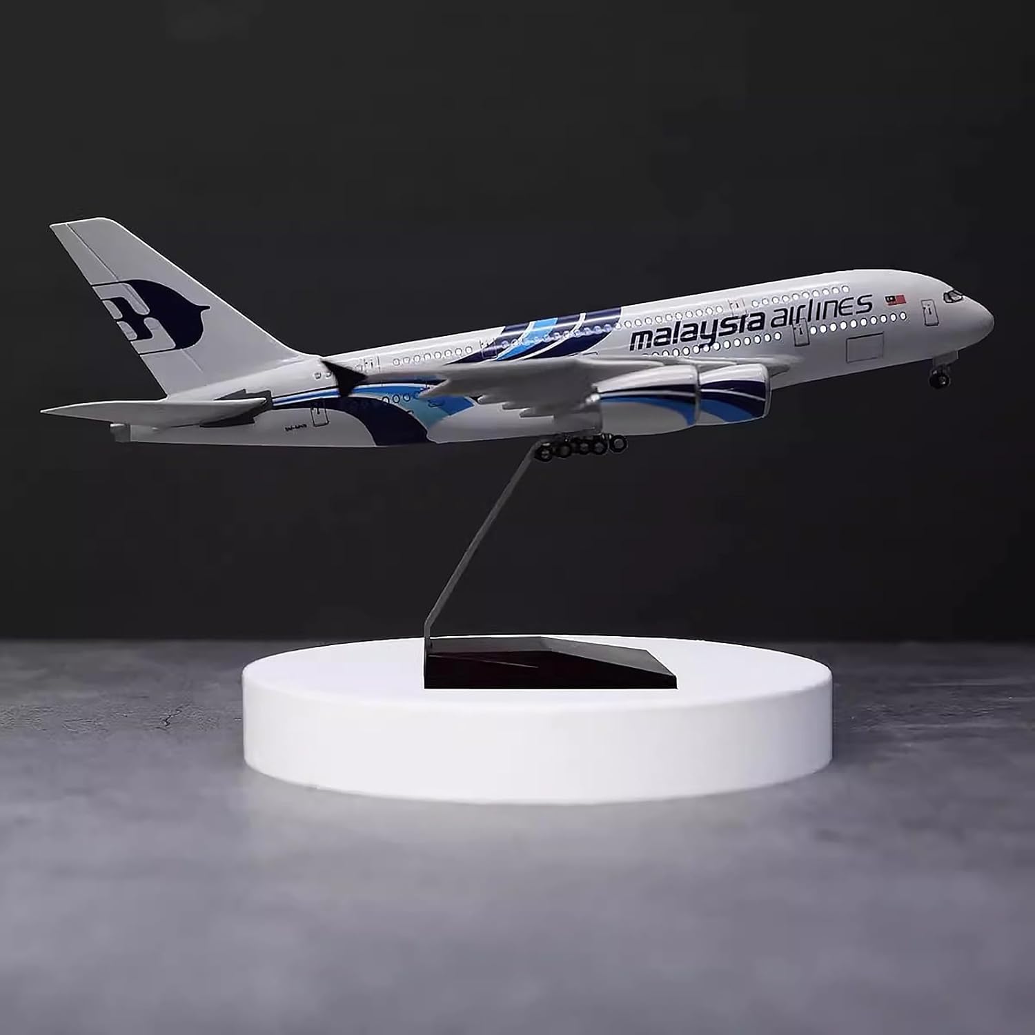 Kit Simulasi Resin Die-Cast Mo - Model Kit Planes ulasan dan harga